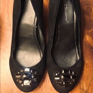 BCBGeneration size 6.5 wedge suede/leather